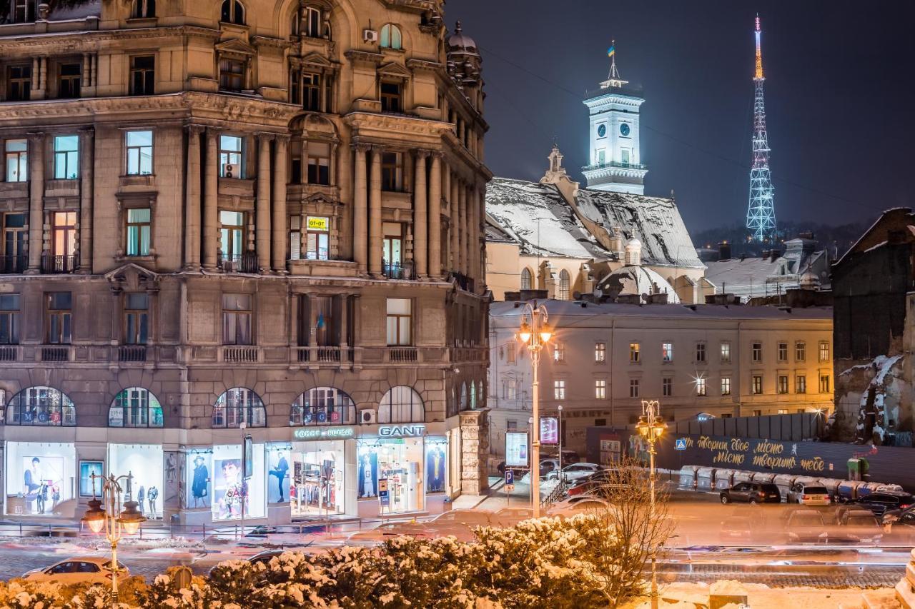 Romari Площа Міцкевича Lviv Dış mekan fotoğraf